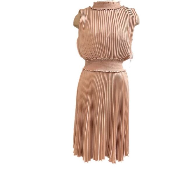 NWT Nanette Lepore Savannah Rose Light Pink Dress Size 10 New - Picture 1 of 6